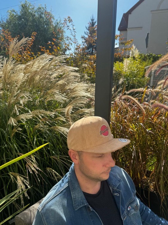 Czapka z daszkiem Pisaag Snapback (2).jpg