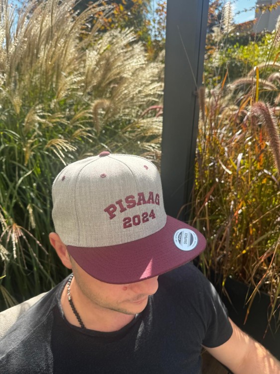 Czapka z daszkiem Pisaag Snapback, grey-maroon (3).jpg