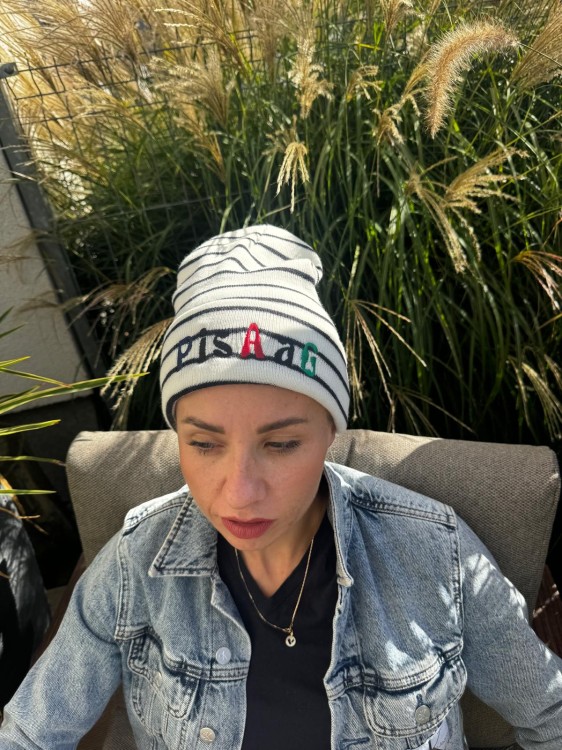 Czapka zimowa Pisaag Beanie, white-black (2).jpg